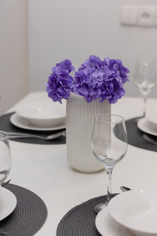 undefined Warsaw Radna Apartment by Renters 7