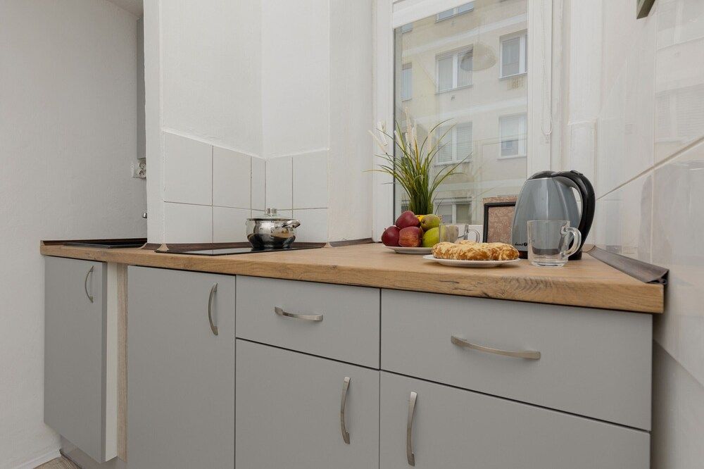 undefined Hoża Apartments Warsaw Center by Renters 6