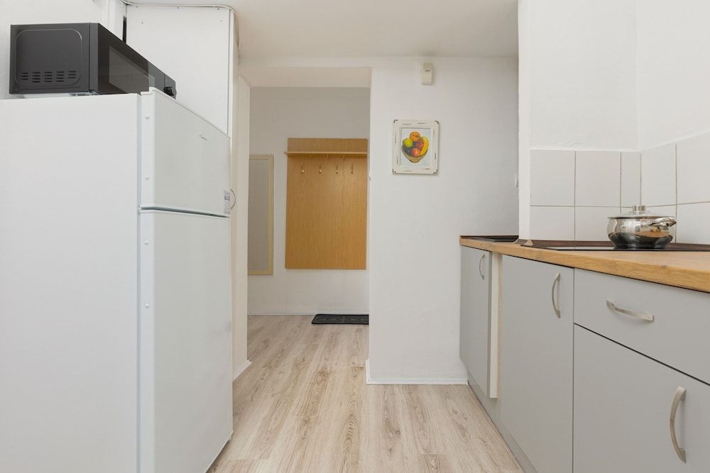 undefined Hoża Apartments Warsaw Center by Renters 7