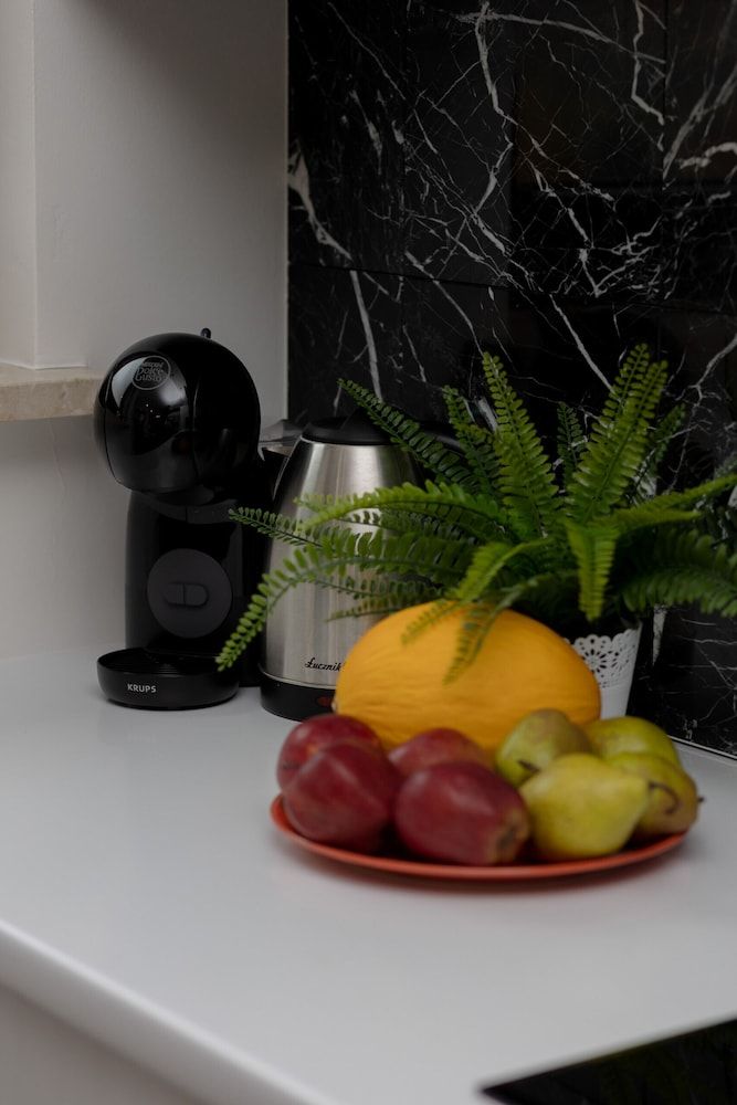 undefined Warsaw Apartment With Parking by Renters 9