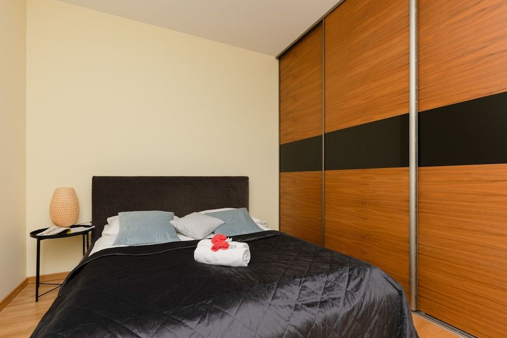 undefined Warsaw Apartment With Parking by Renters 3