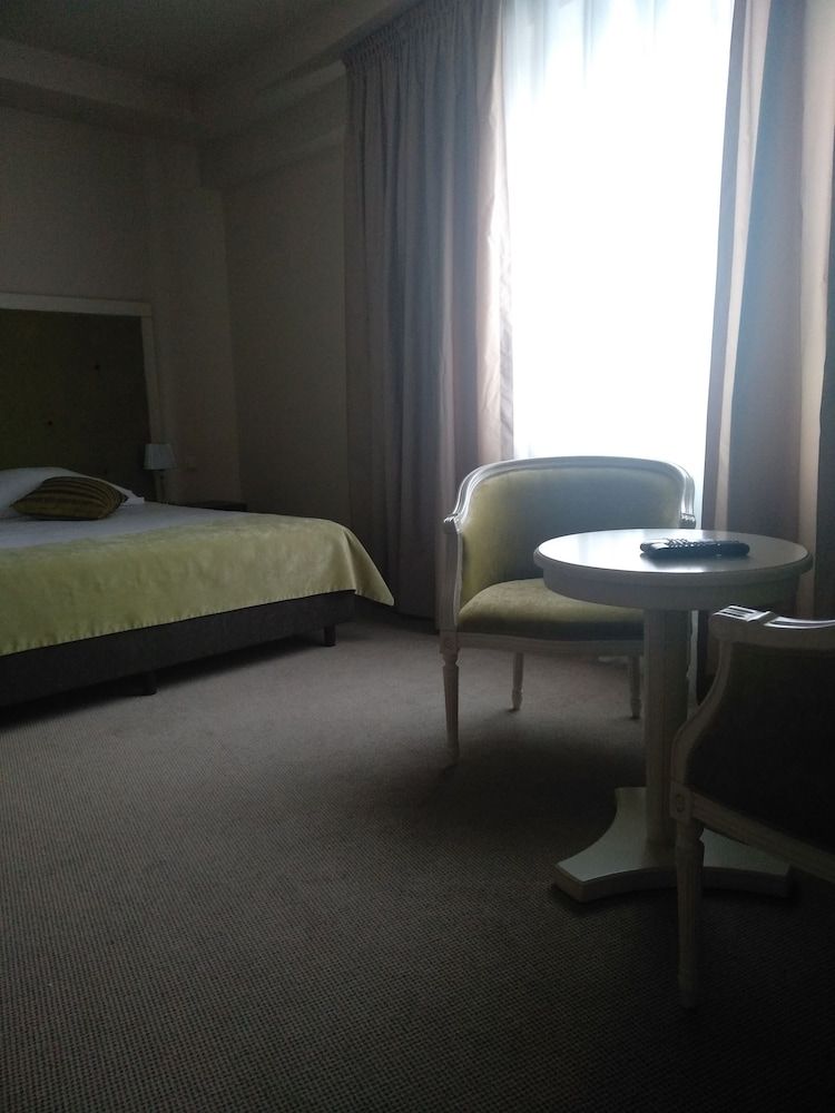 Hotel Prezydencki 4-Star Deluxe Apartament 3