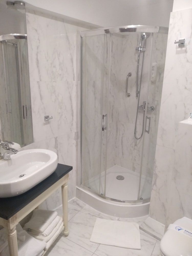 Hotel Prezydencki 4-Star Comfort Room Double Use 8