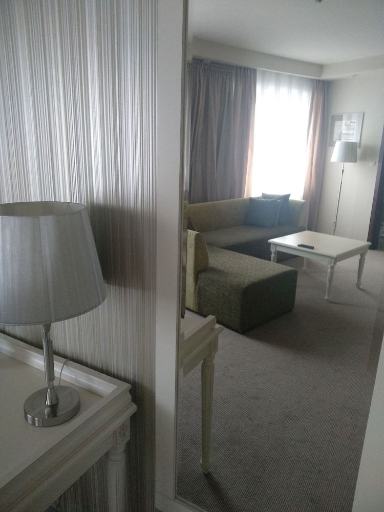 Hotel Prezydencki 4-Star Deluxe Apartament 6