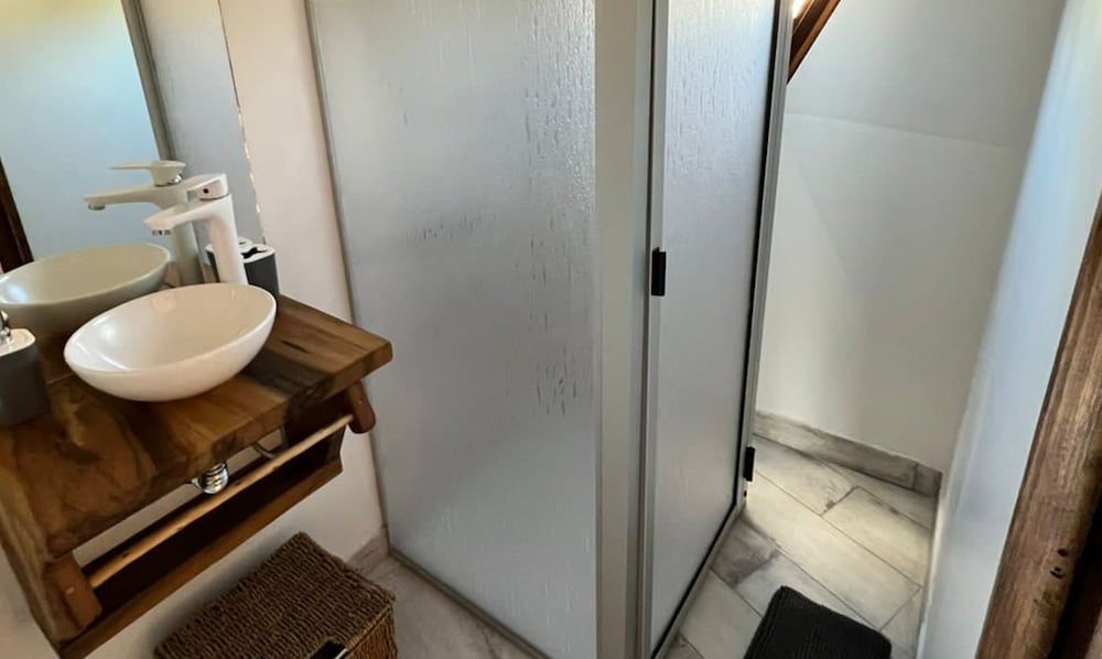 Cinco Cumbres luxury Camp & Eco Lodge Premium Triple Room 10