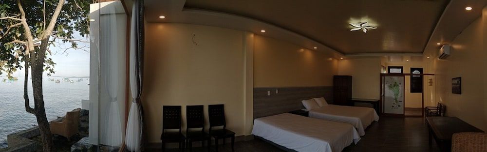 Phu Quoc Harbour View Villa Superior Quadruple Room, Ocean View, Sea Facing 4