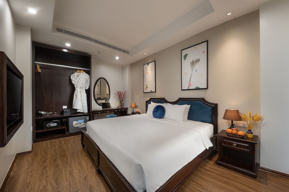 Deluxe Double or Twin Room