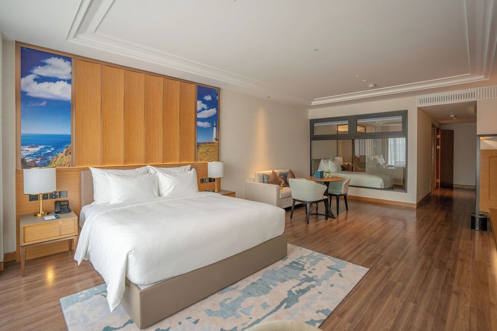 Grand Hyams Hotel - Quy Nhon Beach Two-bedroom Family Oceanview 10