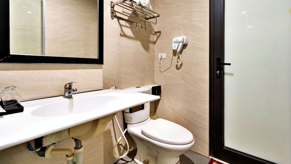 HANZ Duc Hieu 1 Hotel Superior Double Room 6