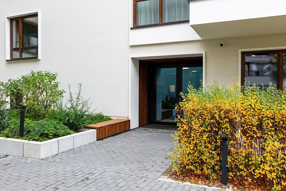 undefined Krochmalna Apartment Warsaw by Renters 4