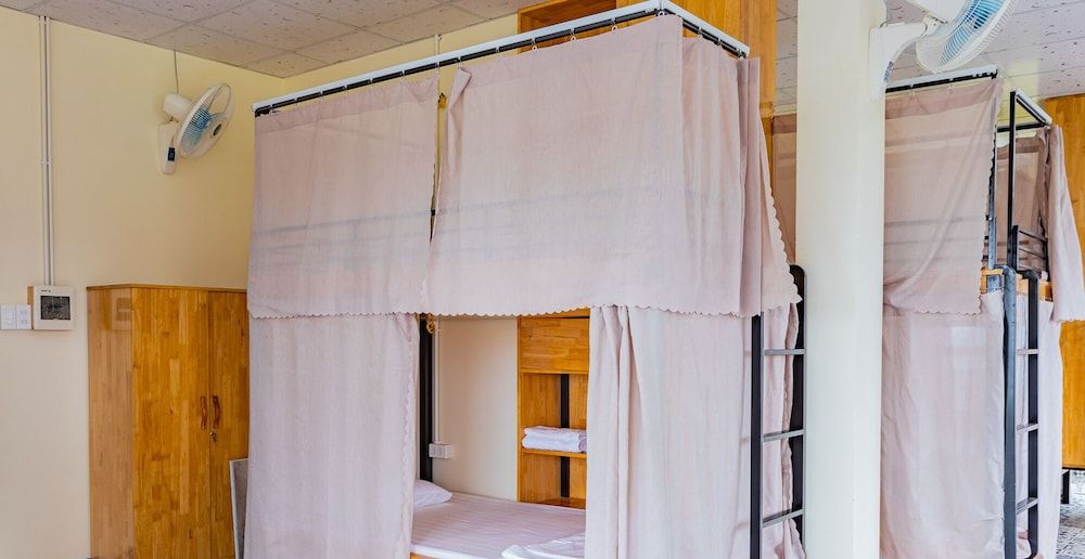 Standard Shared Dormitory
