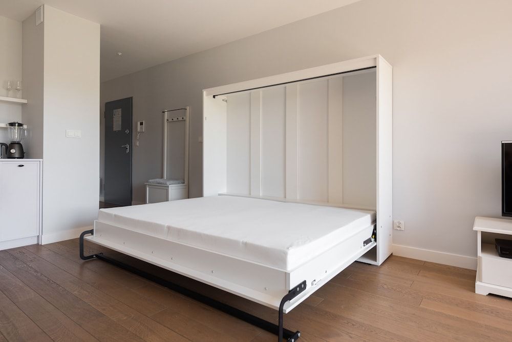 Flatbook City Center SPA  Chmielna 73 Family Apartment, 1 Bedroom, Balcony, River View 3