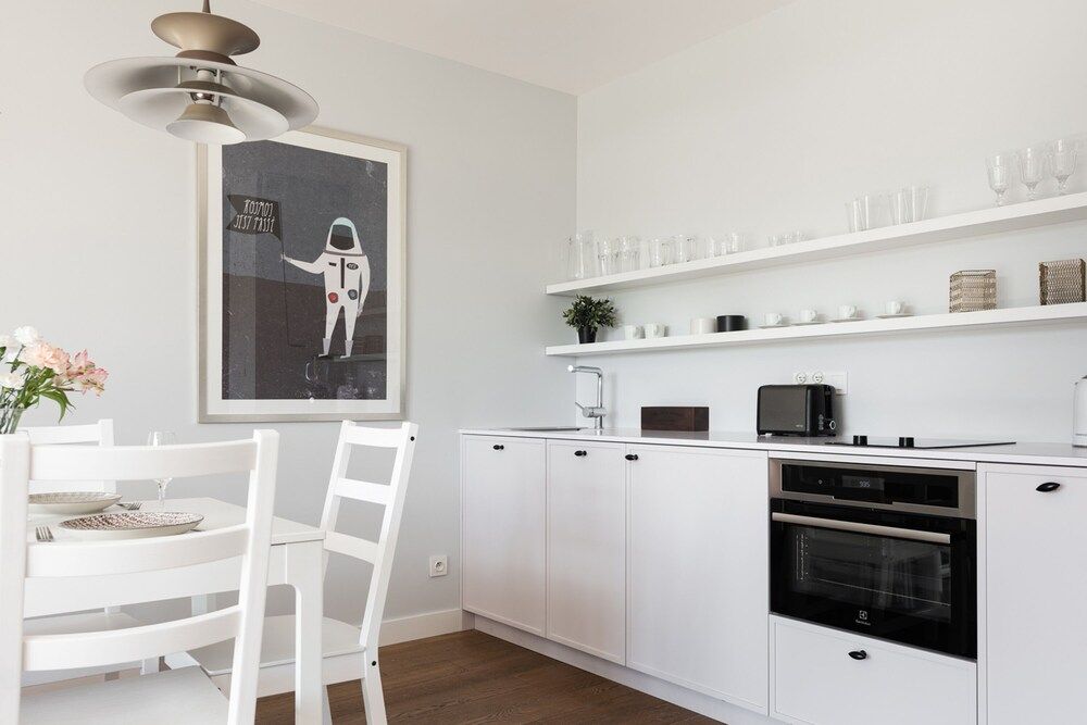 Flatbook City Center SPA  Chmielna 73 Family Apartment, 1 Bedroom, Balcony, River View 2