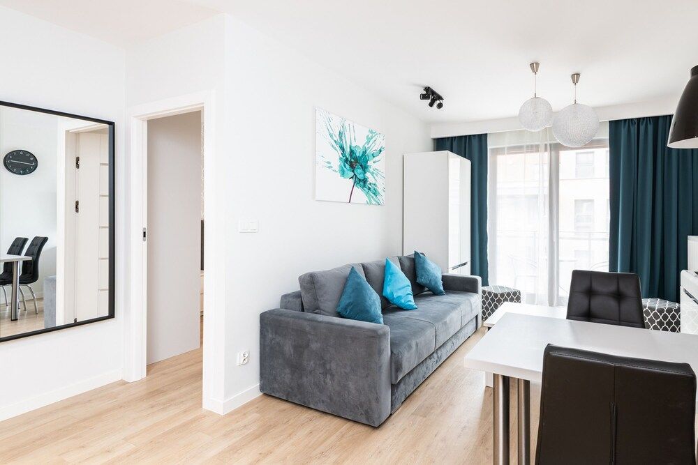 Flatbook City Center SPA  Chmielna 73 Comfort Apartment, 1 Bedroom, Balcony 6