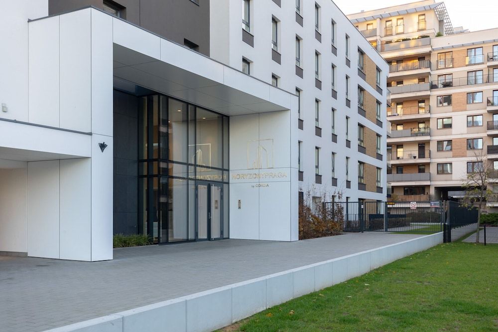 undefined Warsaw Apartment Celownicza by Renters 2