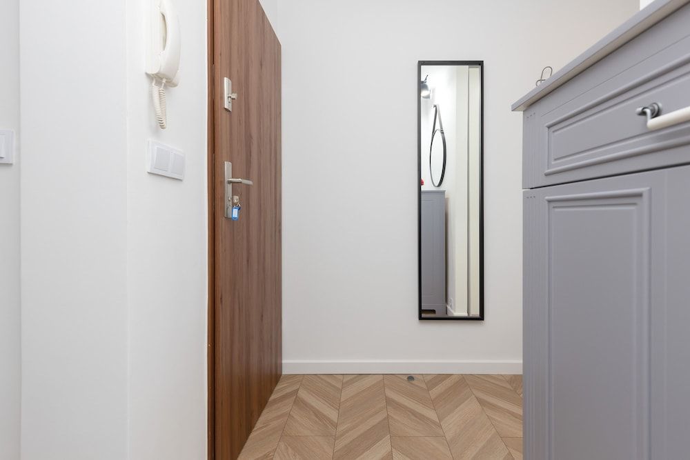 Warsaw Apartment Elekcyjna by Renters Apartment, 2 Bedrooms, Balcony 16