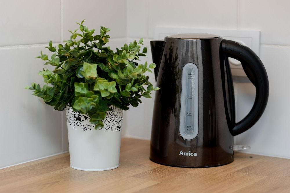 Warsaw Apartment Elekcyjna by Renters Apartment, 2 Bedrooms, Balcony 13