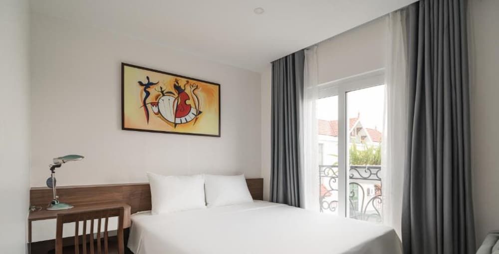 undefined Lux Westlake Studio 2