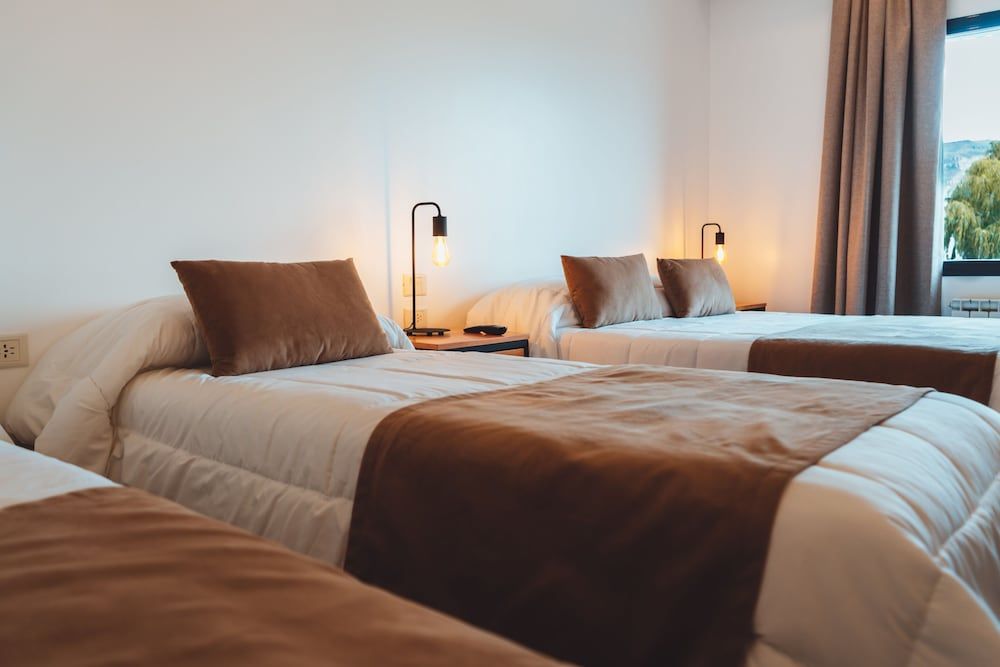 Destino Calafate Deluxe Quadruple Room 2