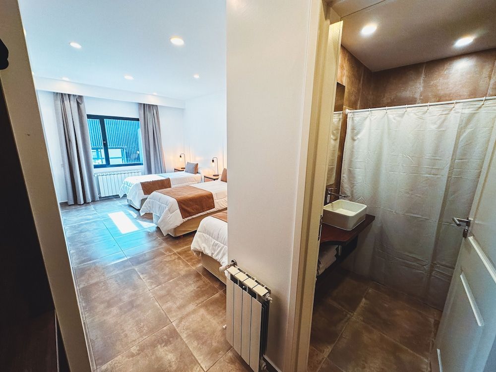 Destino Calafate Deluxe Triple Room 3