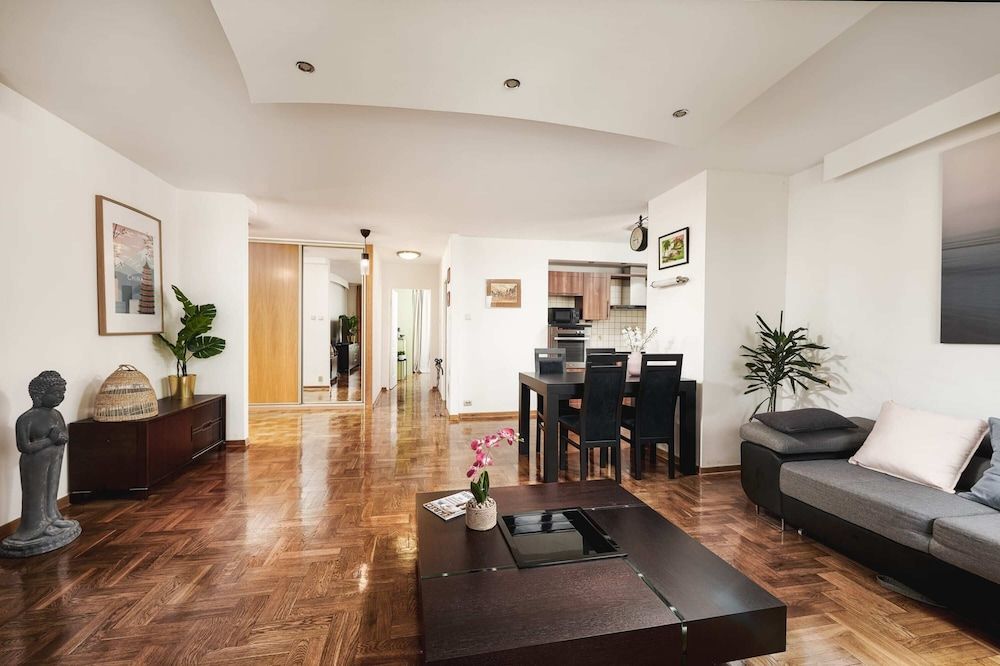 undefined Lumina lux apartment near Złote Tarasy 7