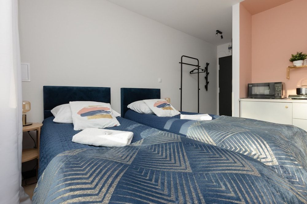 undefined Studio Batorego Warsaw by Renters 5