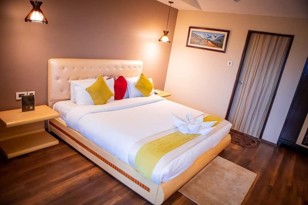 undefined Kings Hotel Rajkuti 4