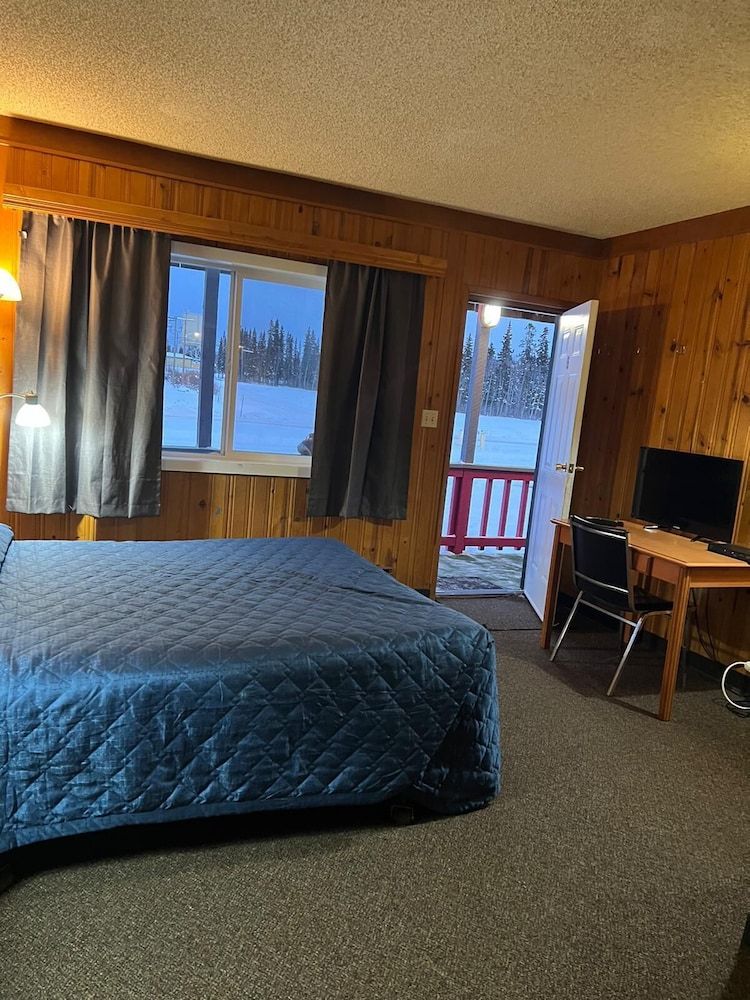 Glacier View Inn Standard Room 2