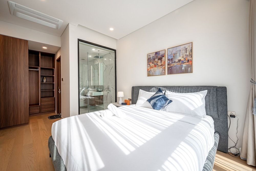 undefined The Galleria Residences 3