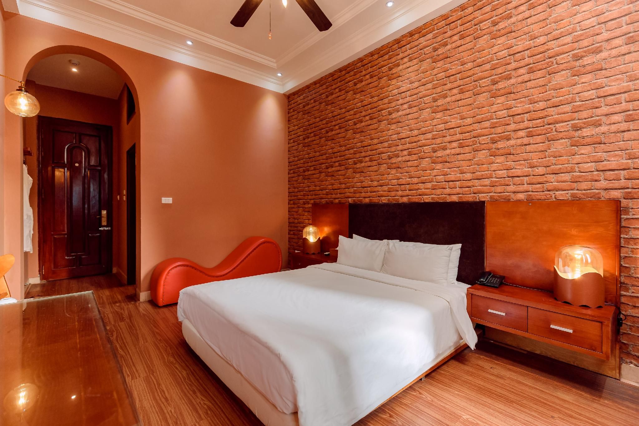 undefined Ruby Hotel 6
