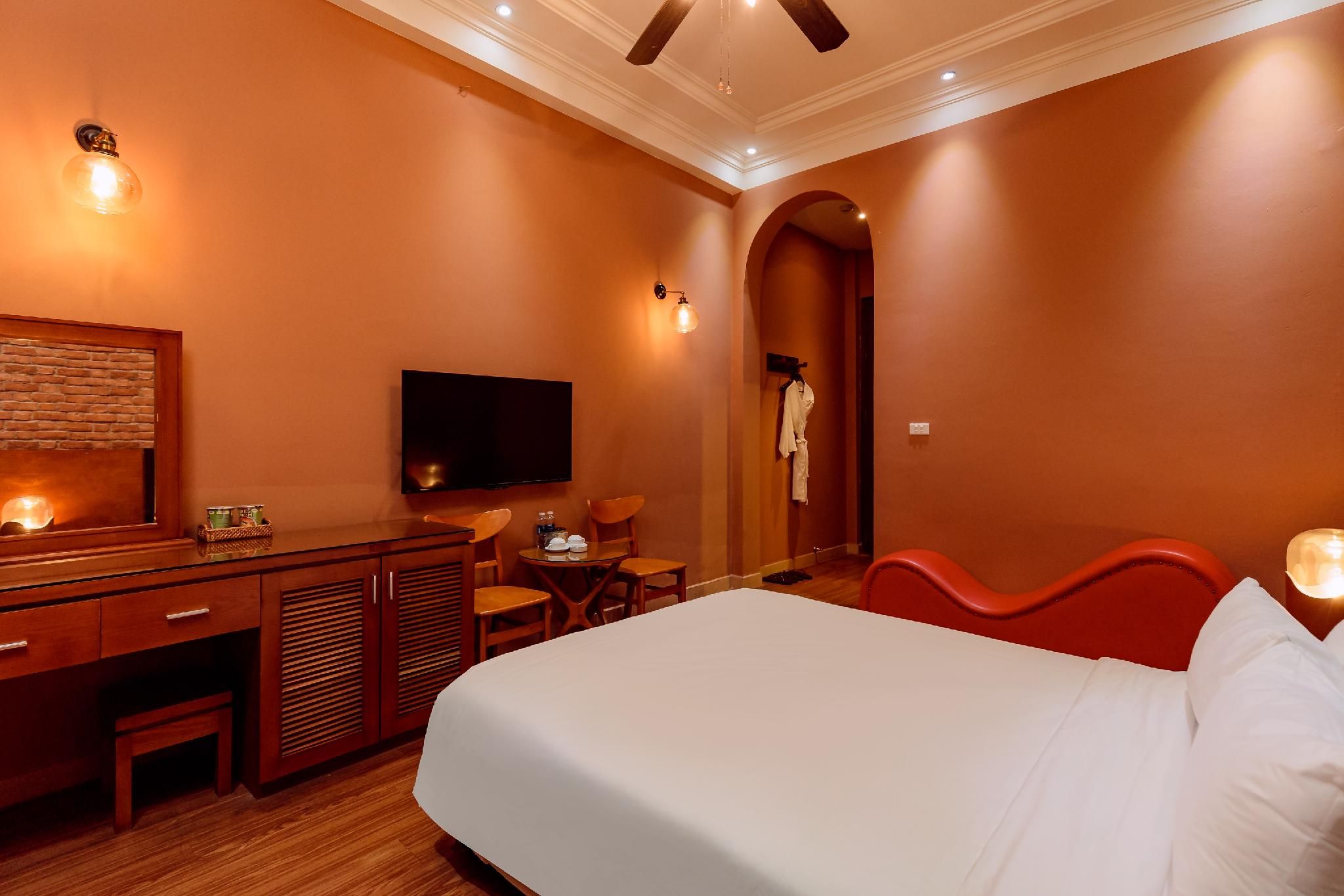 undefined Ruby Hotel 10