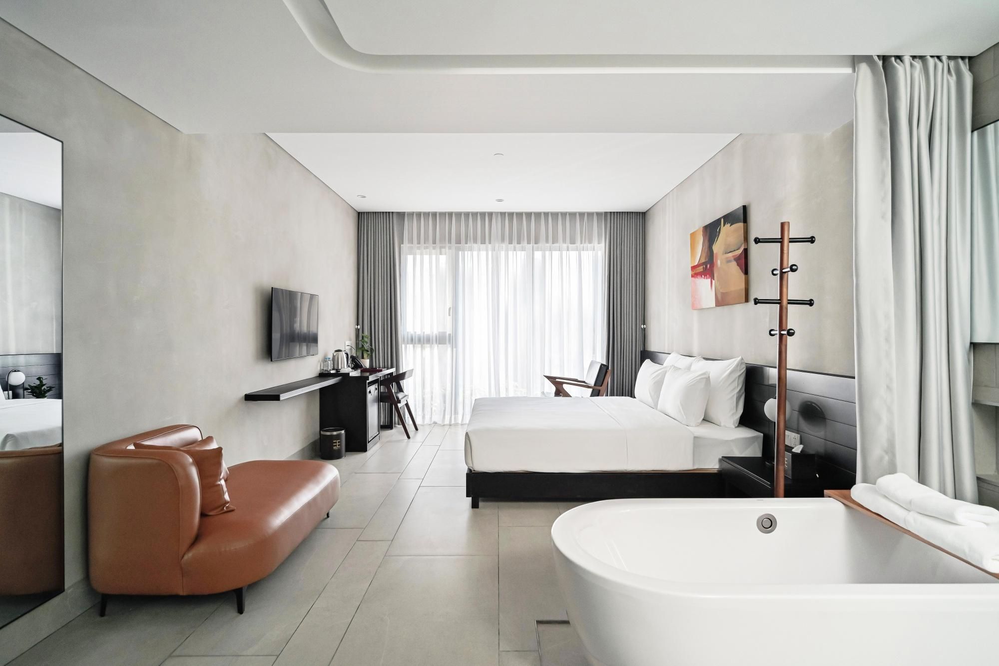 undefined TRIPLE E HOTEL Metro Ben Thanh 7