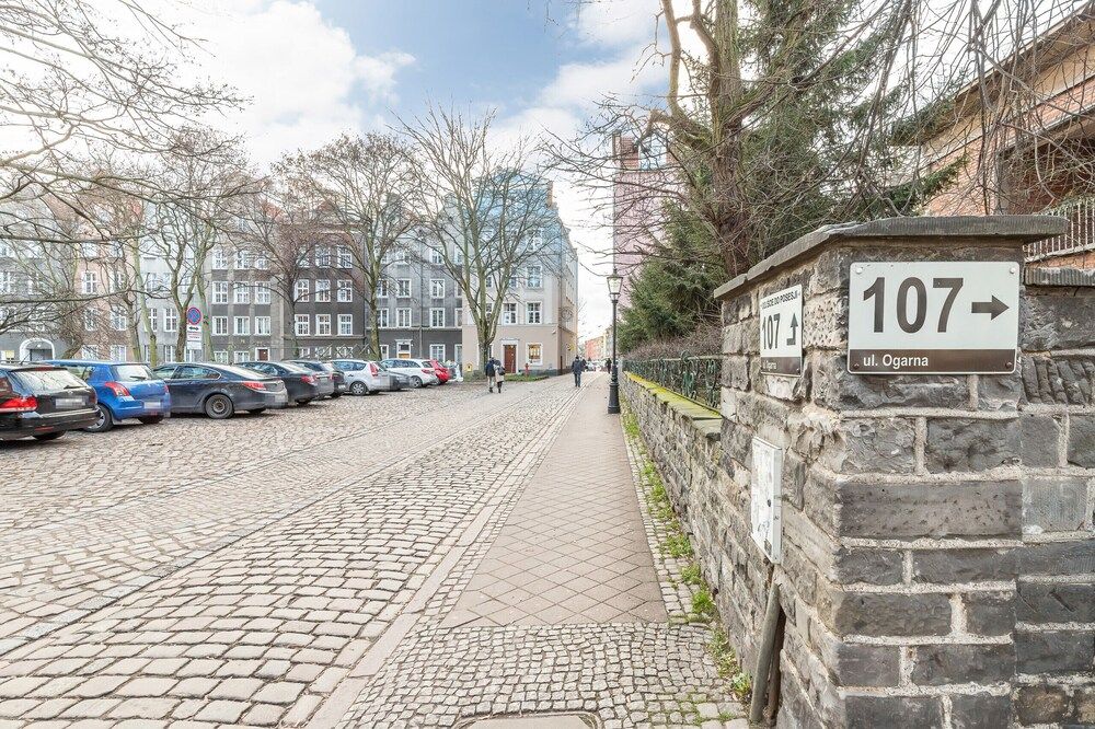 undefined Ogarna Old Town Apartments by Renters 3