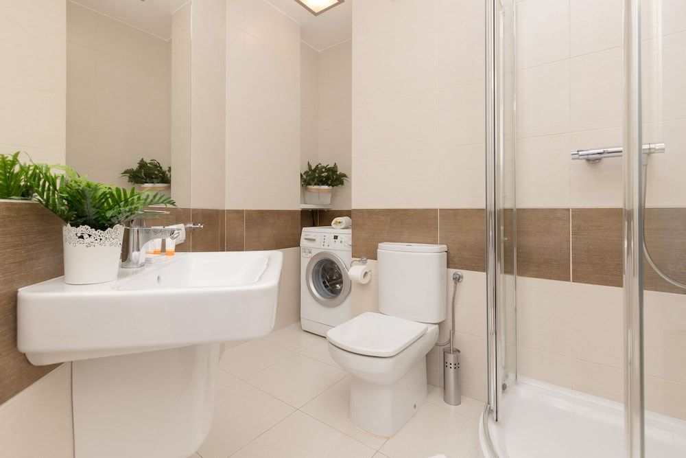 Warsaw Słomińskiego by Renters Apartment, 2 Bedrooms, 2 Bathrooms 16