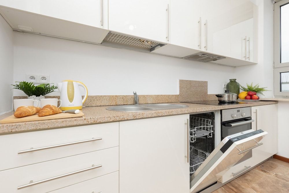 Warsaw Słomińskiego by Renters Apartment, 2 Bedrooms, 2 Bathrooms 8