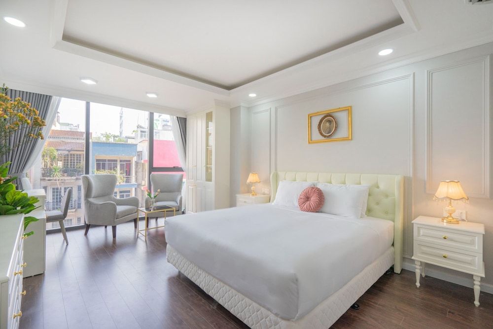undefined Sazi Hotel - Bui Thi Xuan