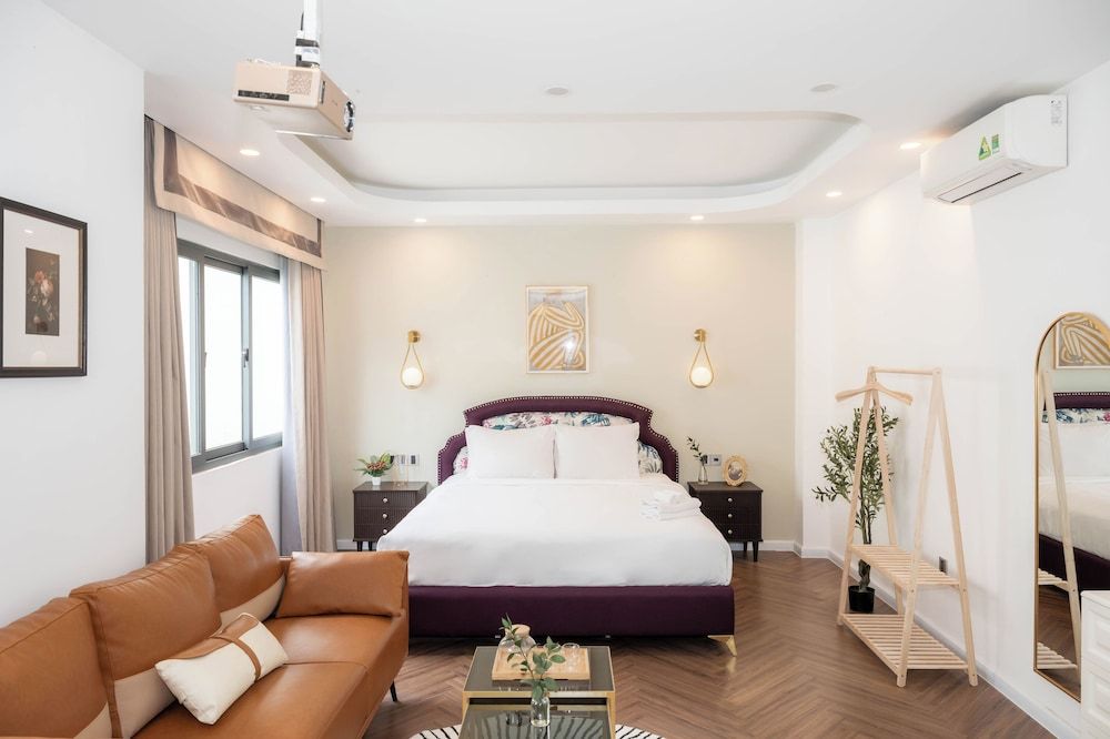 Luxury Studio