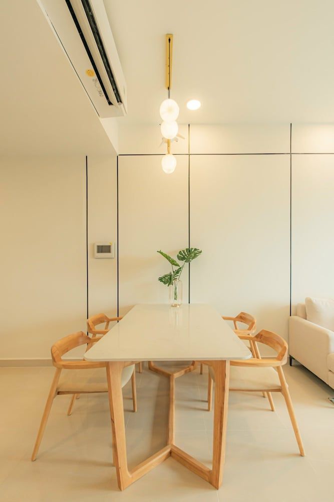 undefined EEM Apartments Central 9