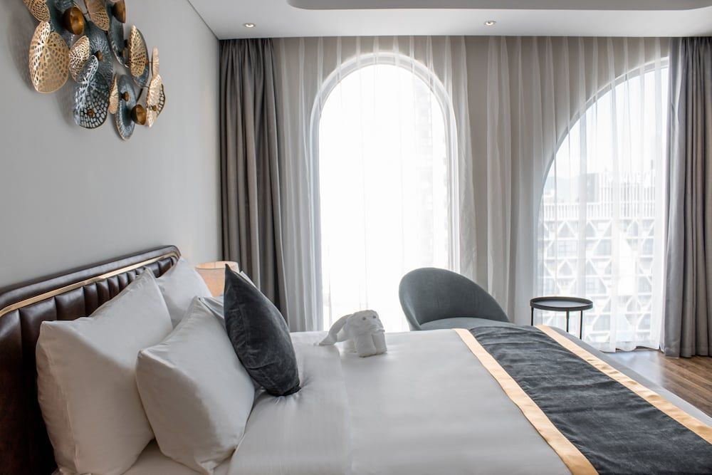 Premier Room