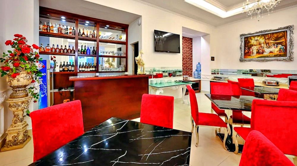 undefined HANZ Premium Le Thanh Ton Hotel 2