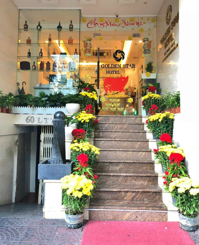 undefined HANZ Gold Hotel 8