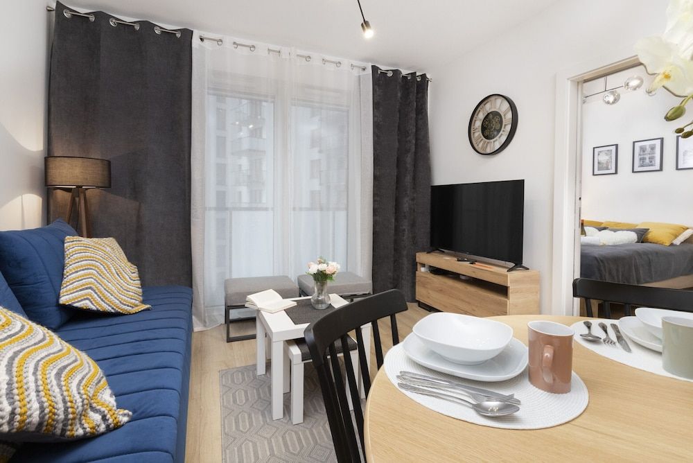 Gdańsk Nowa Letnica Apartment by Renters Apartment, 1 Bedroom, Balcony 10