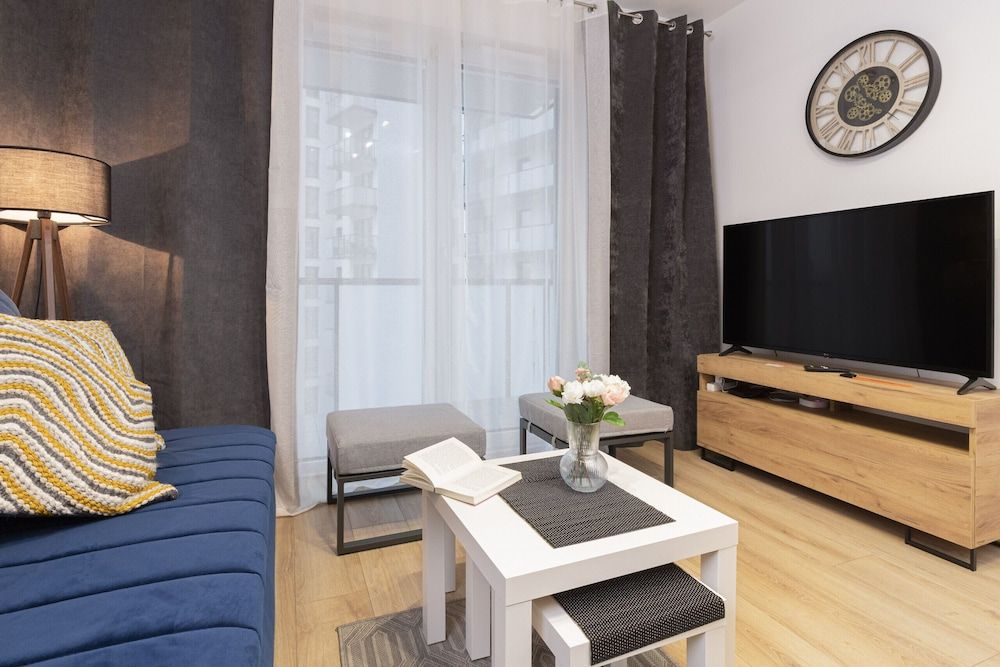 Gdańsk Nowa Letnica Apartment by Renters Apartment, 1 Bedroom, Balcony 11