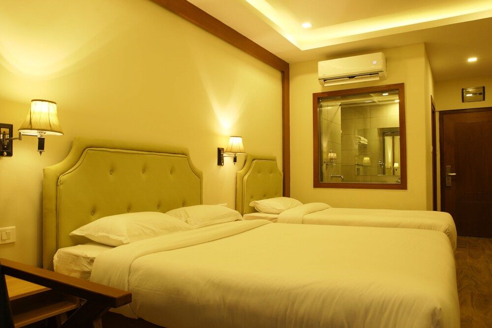 Hotel Fewa Trip Deluxe Twin Room 4