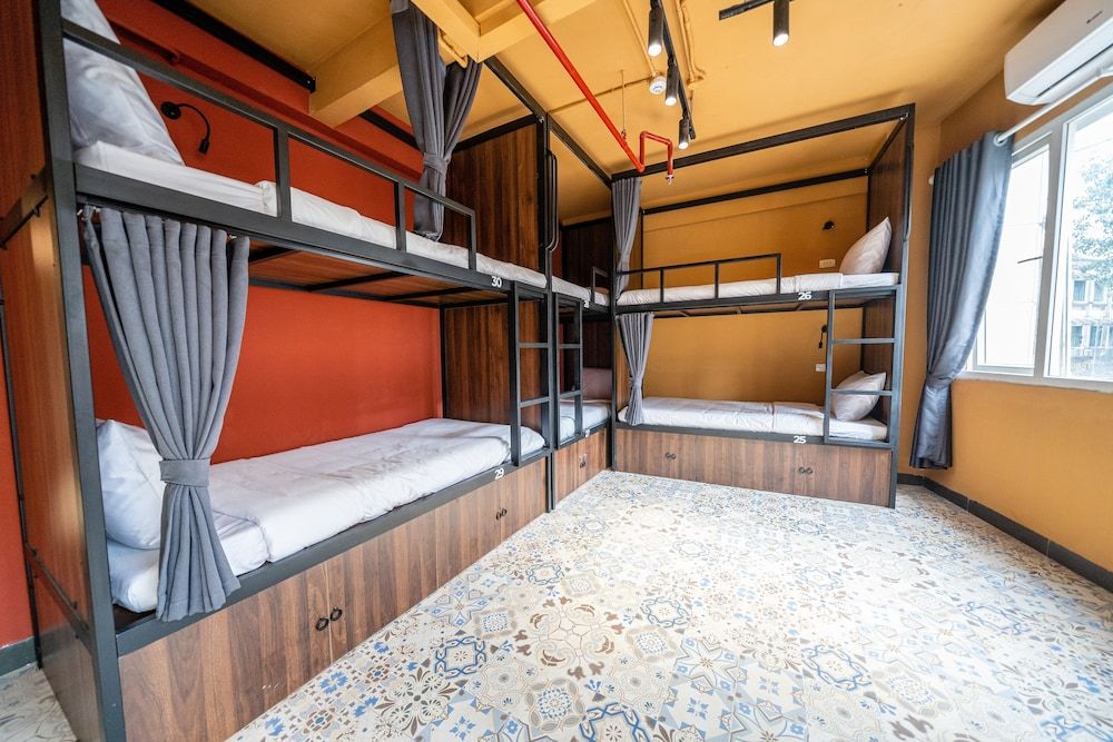 undefined Mad Monkey Hanoi - Hostel 6