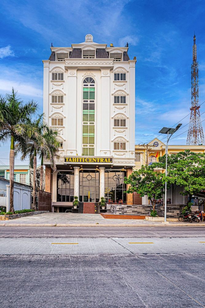 undefined TAHITI CENTRAL HOTEL 3