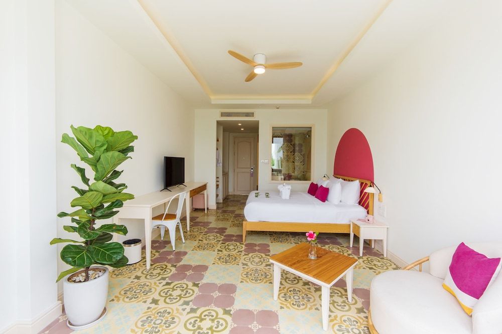 undefined Moodhoian Riverside Resort & Spa 9