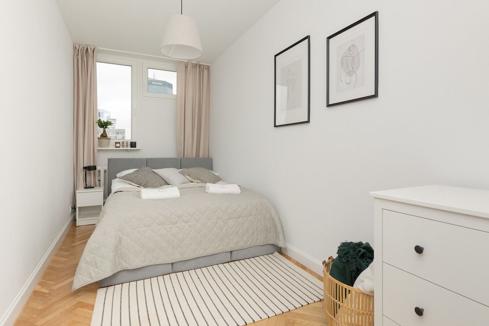 undefined Warszawa Apartment Żelazna by Renters 8