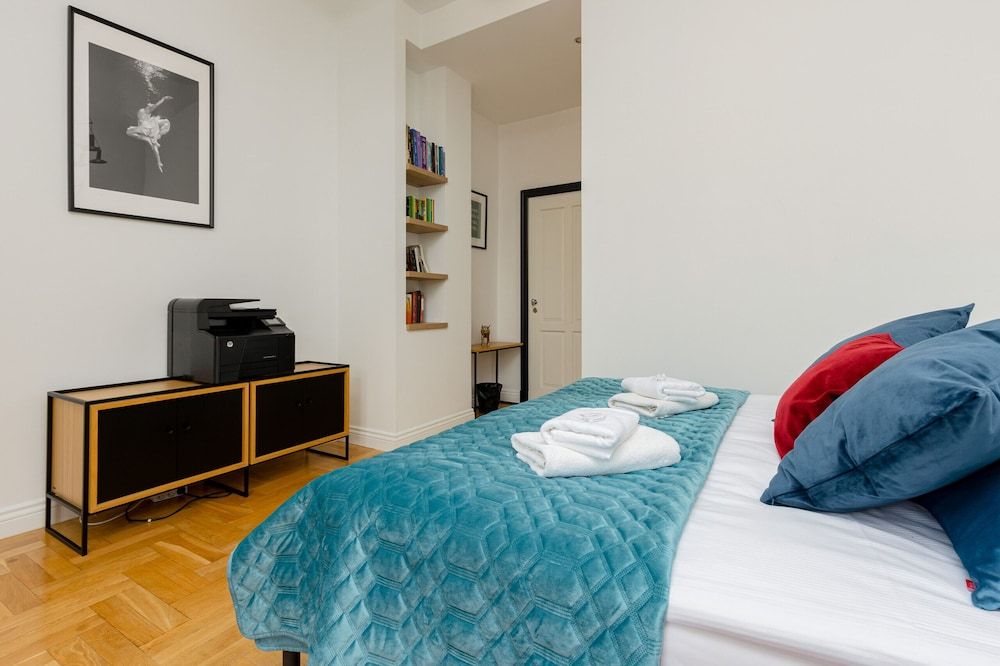 undefined Warsaw Grójecka by Renters Prestige 4