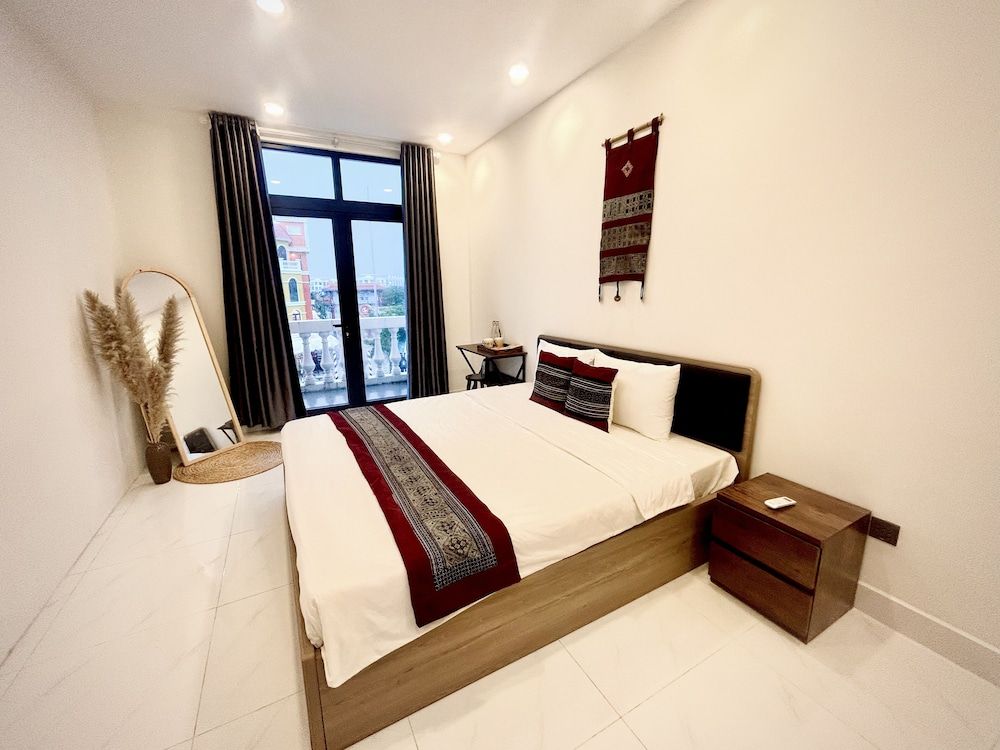 Herbs Spa & Hotel Grand World Phu Quoc Basic Double Room 6